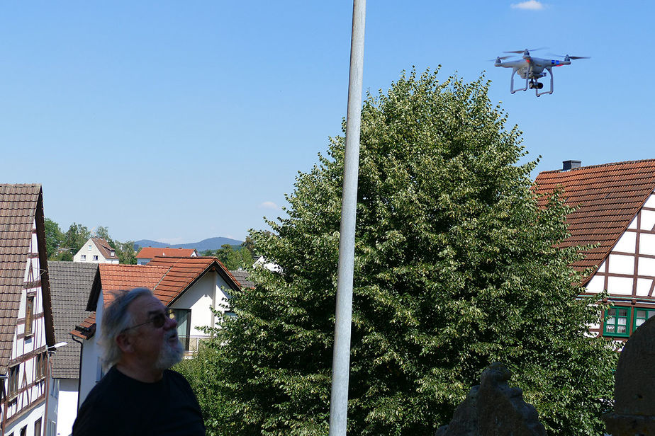 Drohnenflug über St. Crescentius